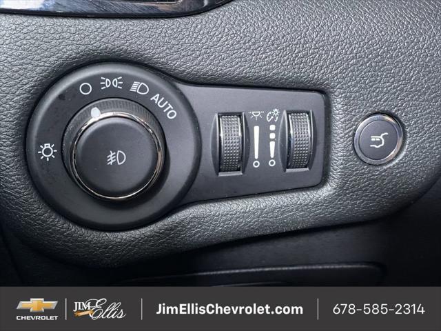 used 2023 Jeep Cherokee car, priced at $21,470