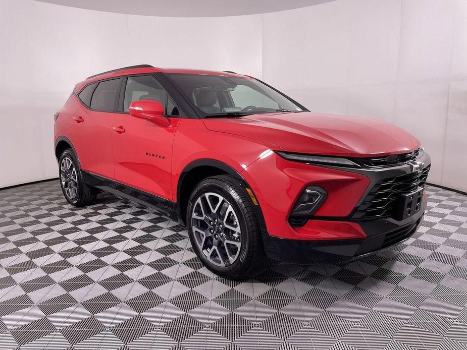 new 2023 Chevrolet Blazer car, priced at $36,270