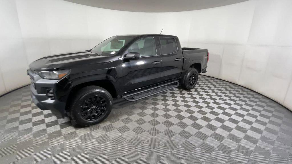 new 2025 Chevrolet Colorado car, priced at $37,570