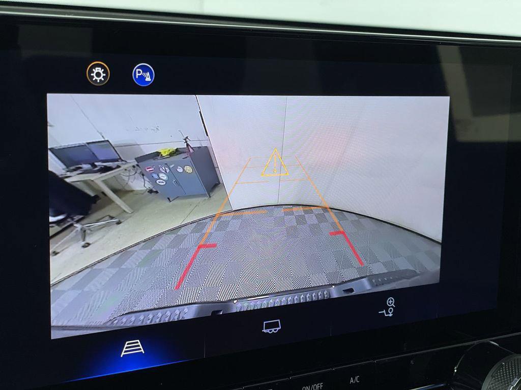 new 2025 Chevrolet Colorado car, priced at $37,570