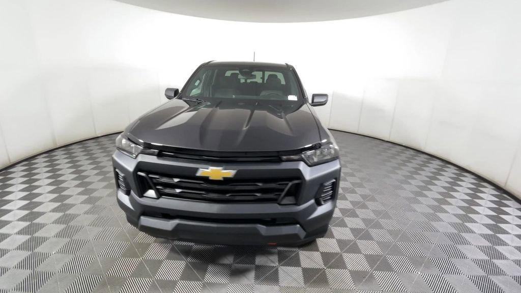 new 2025 Chevrolet Colorado car, priced at $37,570