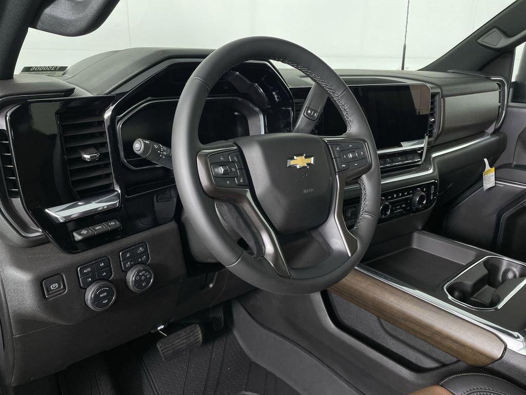 new 2025 Chevrolet Silverado 3500 car, priced at $92,555