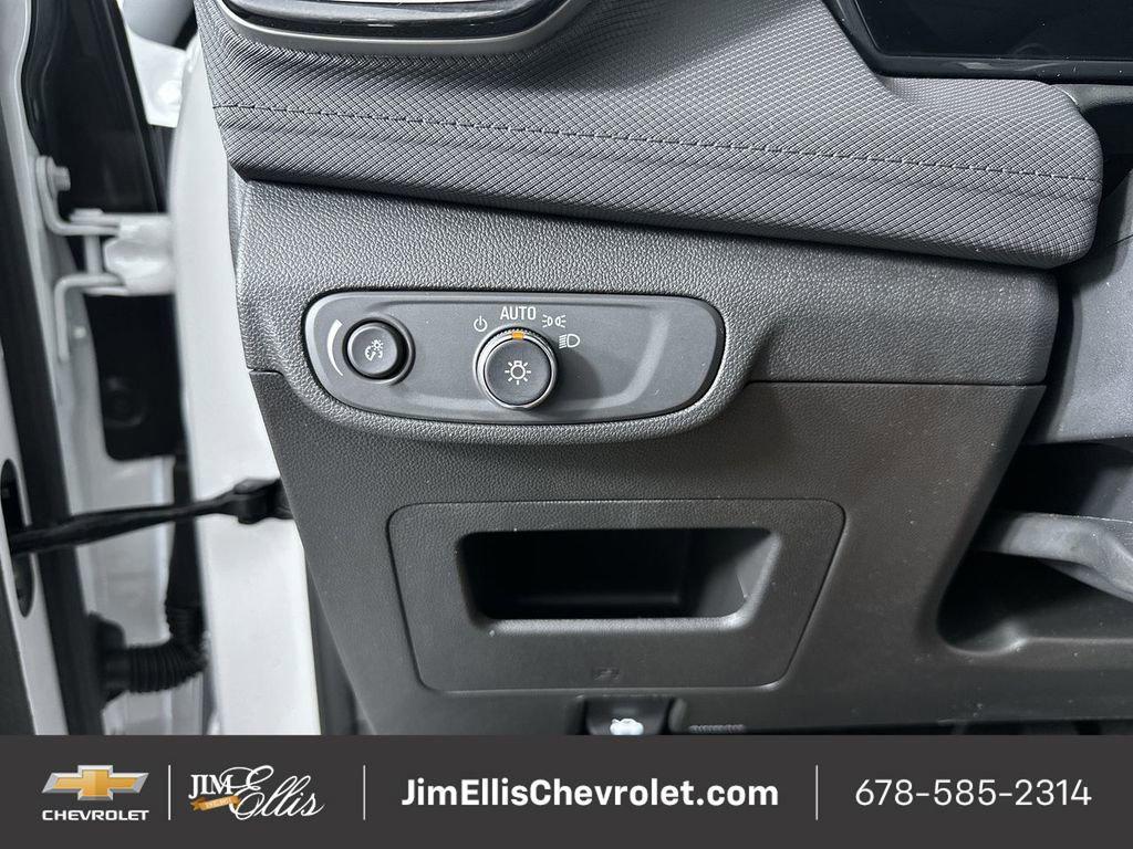 used 2025 Chevrolet TrailBlazer car, priced at $22,000