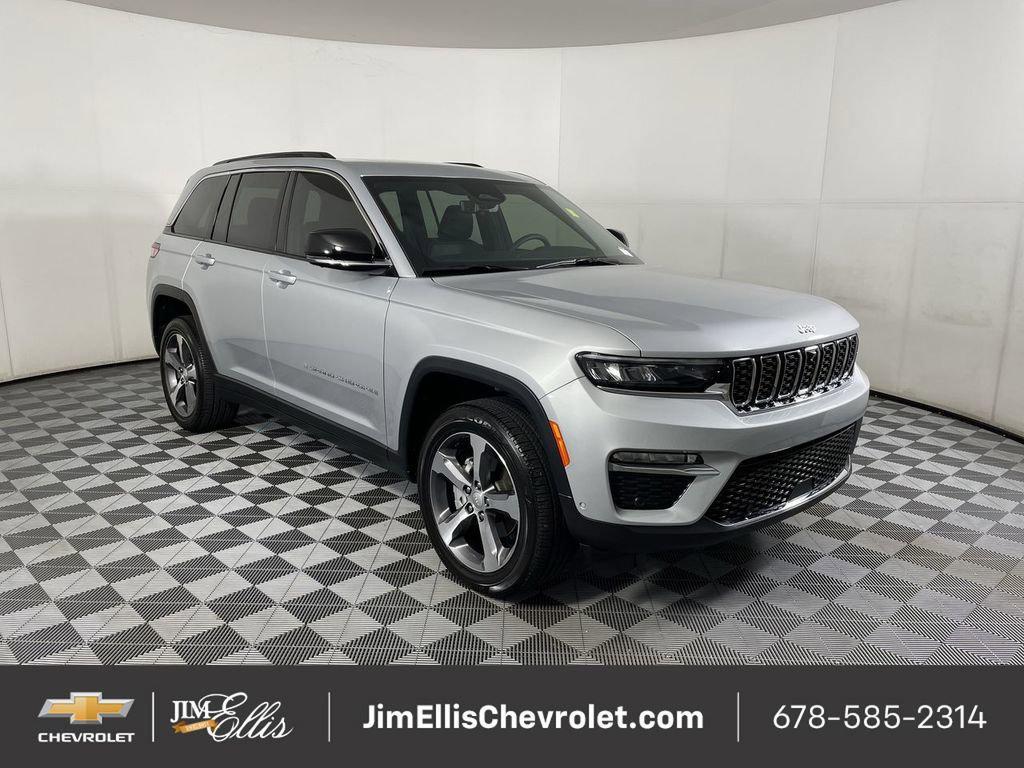 used 2025 Jeep Grand Cherokee car, priced at $43,000