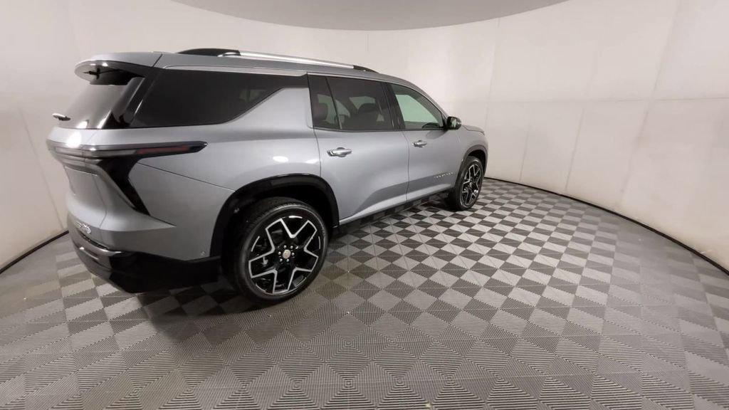 new 2026 Chevrolet Traverse car, priced at $60,920