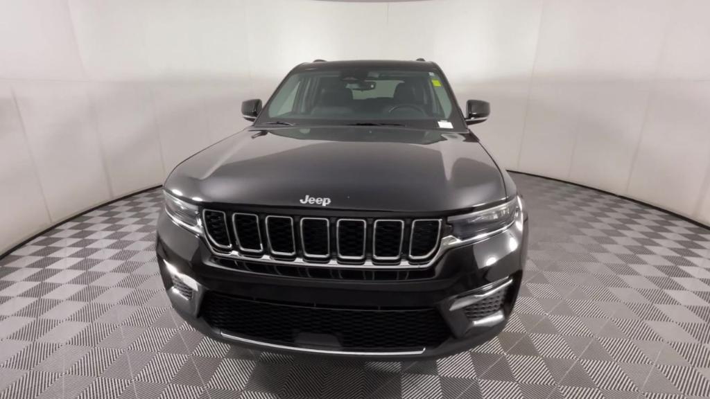 used 2022 Jeep Grand Cherokee car, priced at $28,598