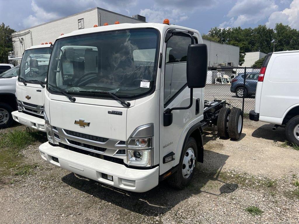 new 2025 Chevrolet Express 3500 car, priced at $65,410