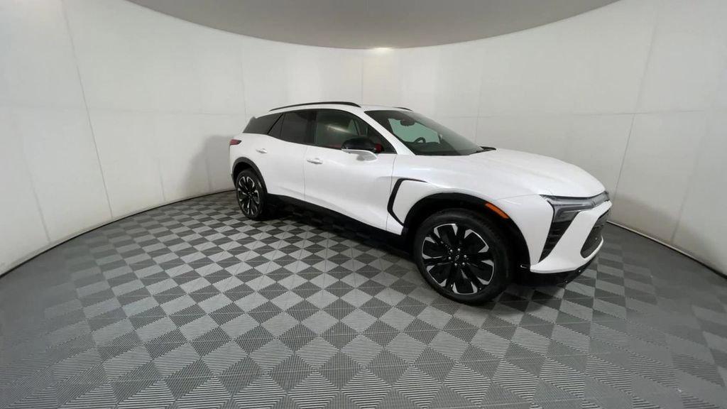 new 2025 Chevrolet Blazer EV car, priced at $53,700