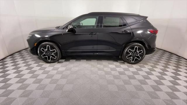 new 2025 Chevrolet Blazer car, priced at $44,977