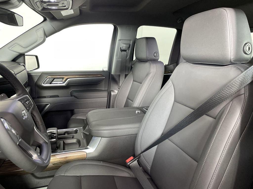 new 2025 Chevrolet Silverado 1500 car, priced at $50,162