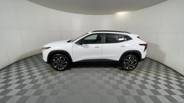 new 2025 Chevrolet Trax car, priced at $24,822
