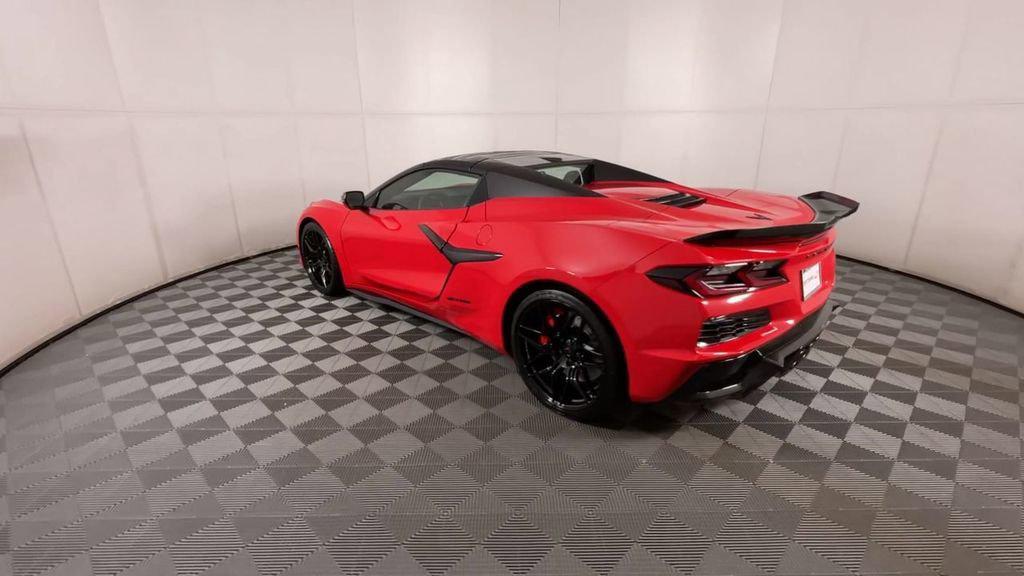 new 2025 Chevrolet Corvette car
