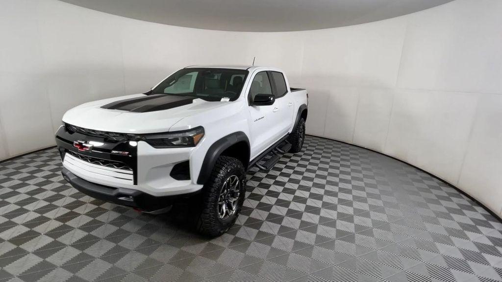 new 2024 Chevrolet Colorado car, priced at $47,735