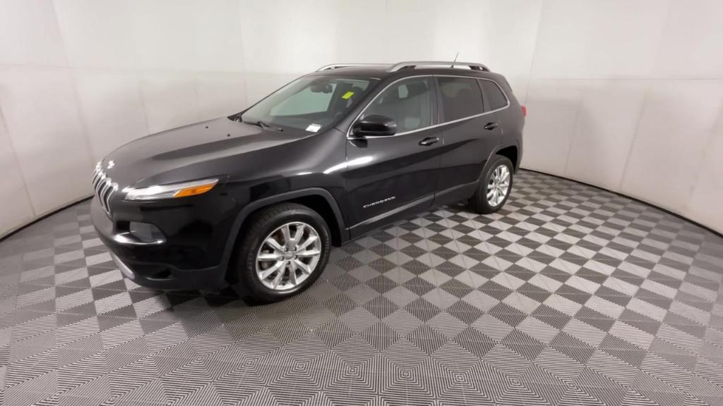 used 2014 Jeep Cherokee car, priced at $15,499