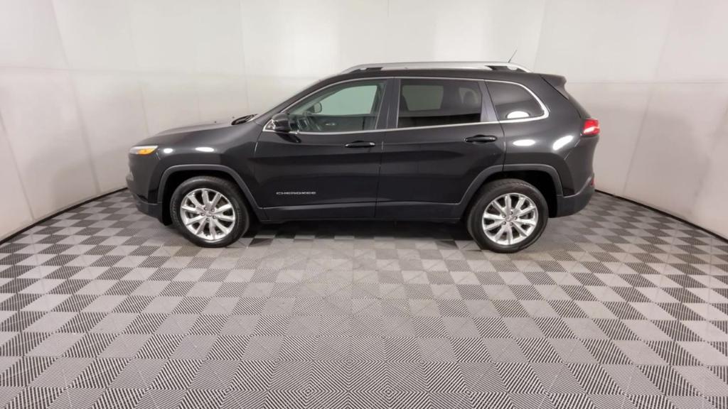 used 2014 Jeep Cherokee car, priced at $15,499