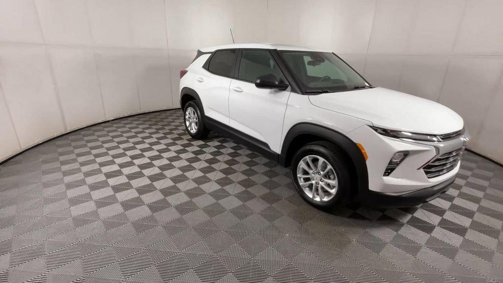 new 2026 Chevrolet TrailBlazer car, priced at $26,358