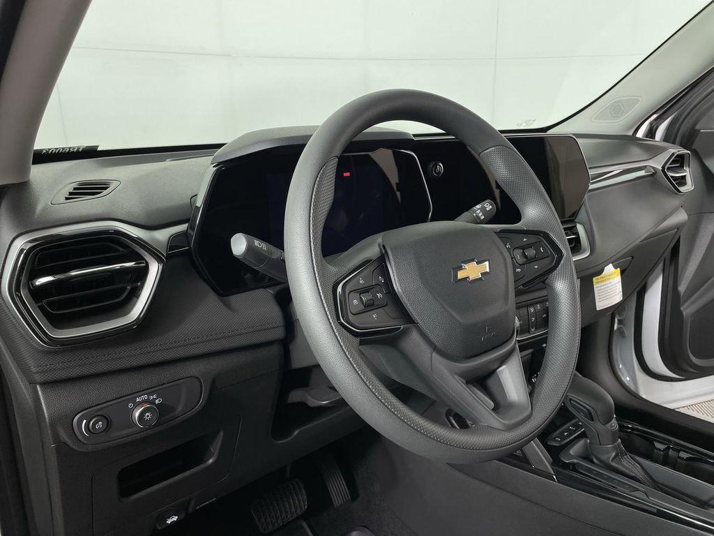 new 2026 Chevrolet TrailBlazer car, priced at $26,358