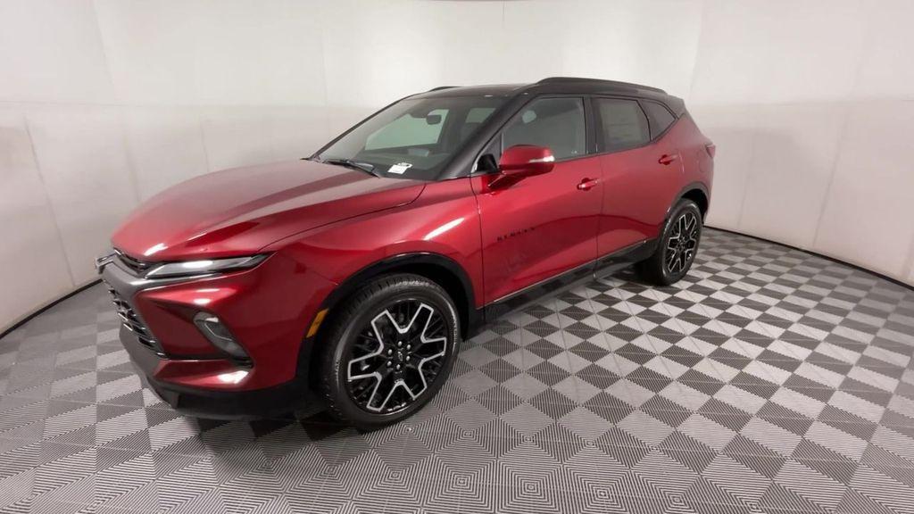 new 2025 Chevrolet Blazer car, priced at $49,035