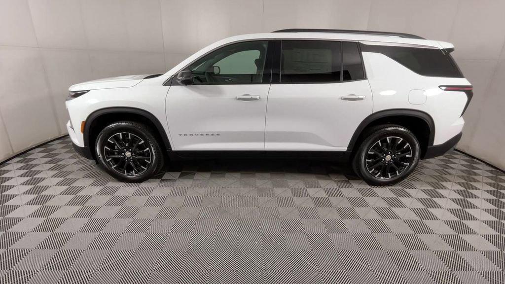 new 2026 Chevrolet Traverse car, priced at $48,372