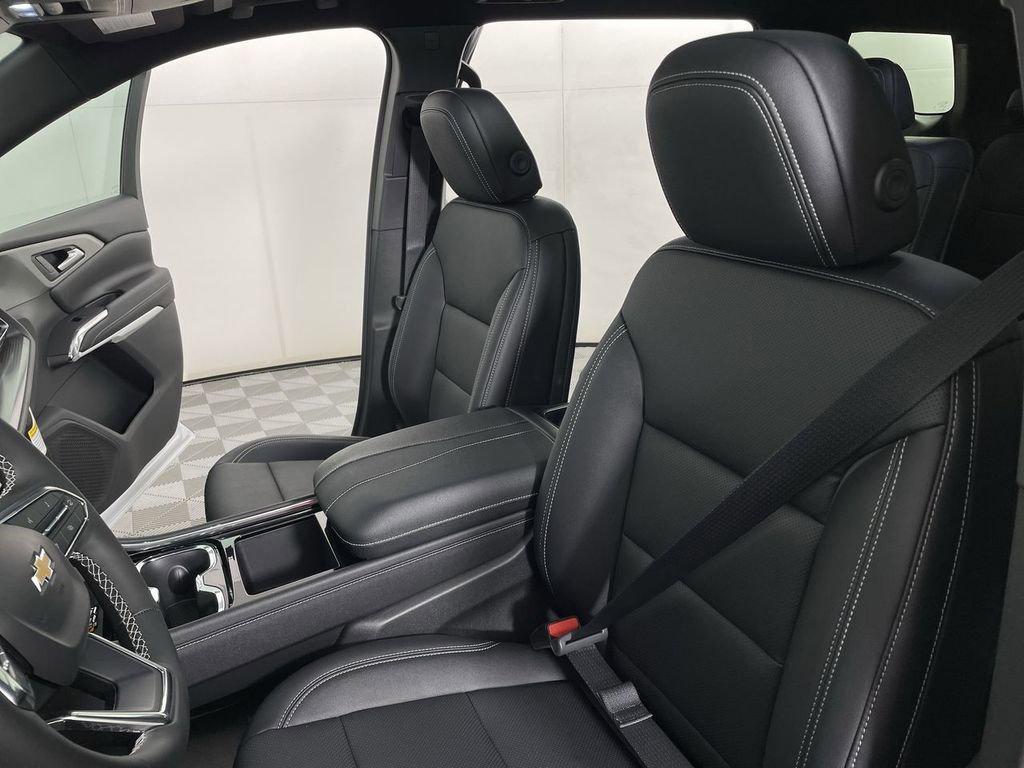 new 2026 Chevrolet Traverse car, priced at $48,372