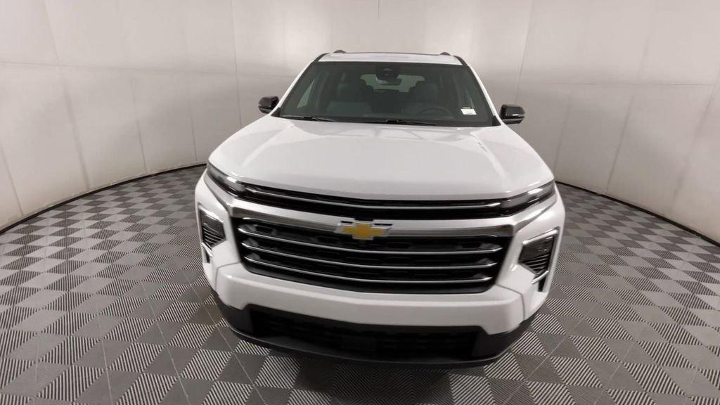 new 2026 Chevrolet Traverse car, priced at $48,372