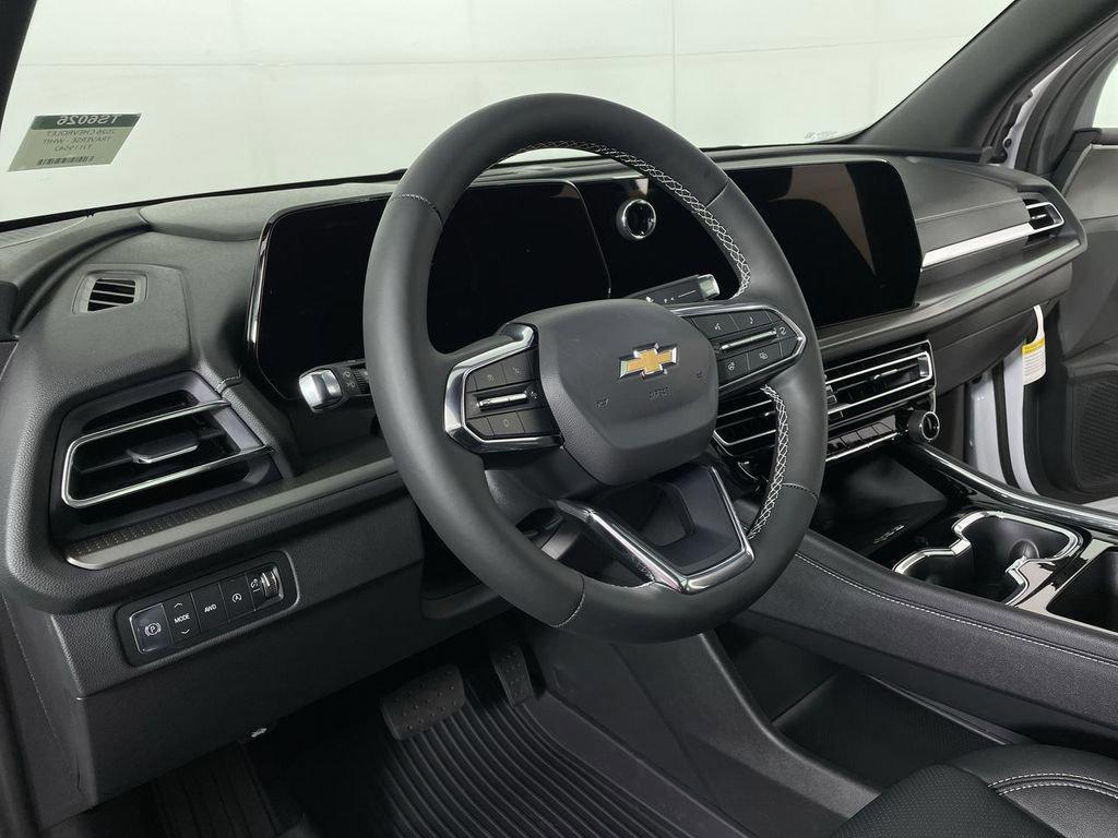 new 2026 Chevrolet Traverse car, priced at $48,372