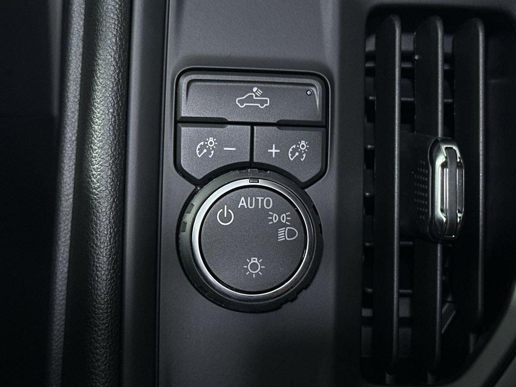 new 2026 Chevrolet Silverado 1500 car, priced at $39,370