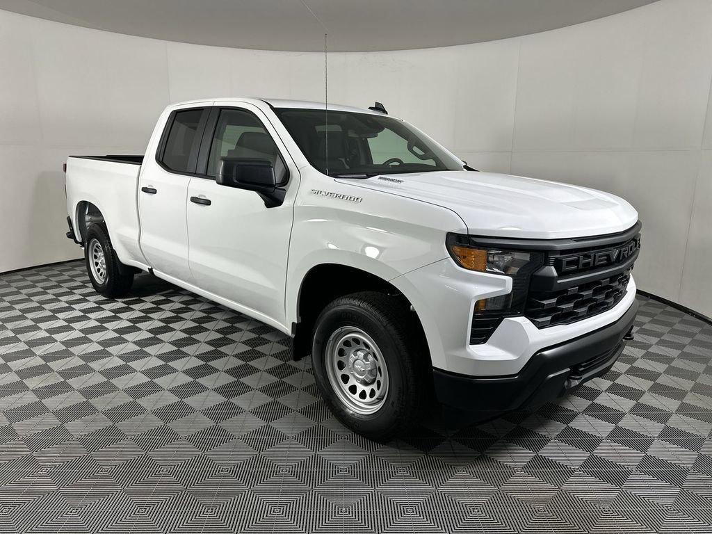 new 2026 Chevrolet Silverado 1500 car, priced at $39,370
