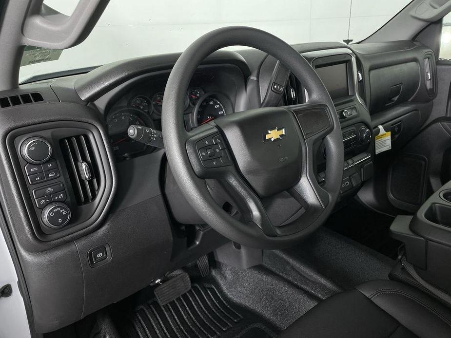 new 2024 Chevrolet Silverado 1500 car, priced at $42,025