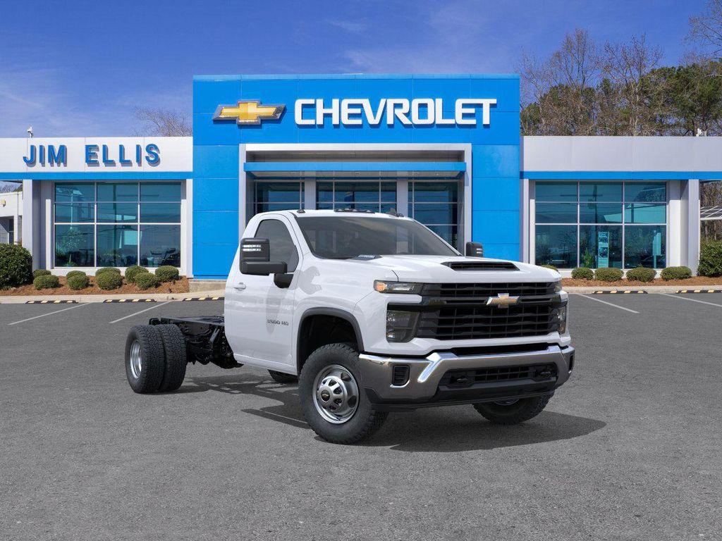 new 2025 Chevrolet Silverado 3500 car, priced at $58,333