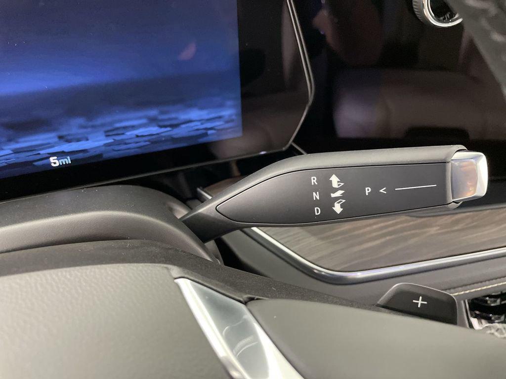 new 2025 Chevrolet Suburban car, priced at $86,410