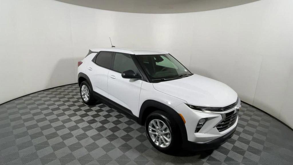 new 2026 Chevrolet TrailBlazer car, priced at $26,928