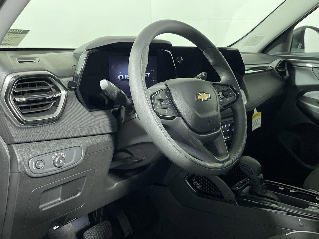 new 2026 Chevrolet TrailBlazer car, priced at $26,928