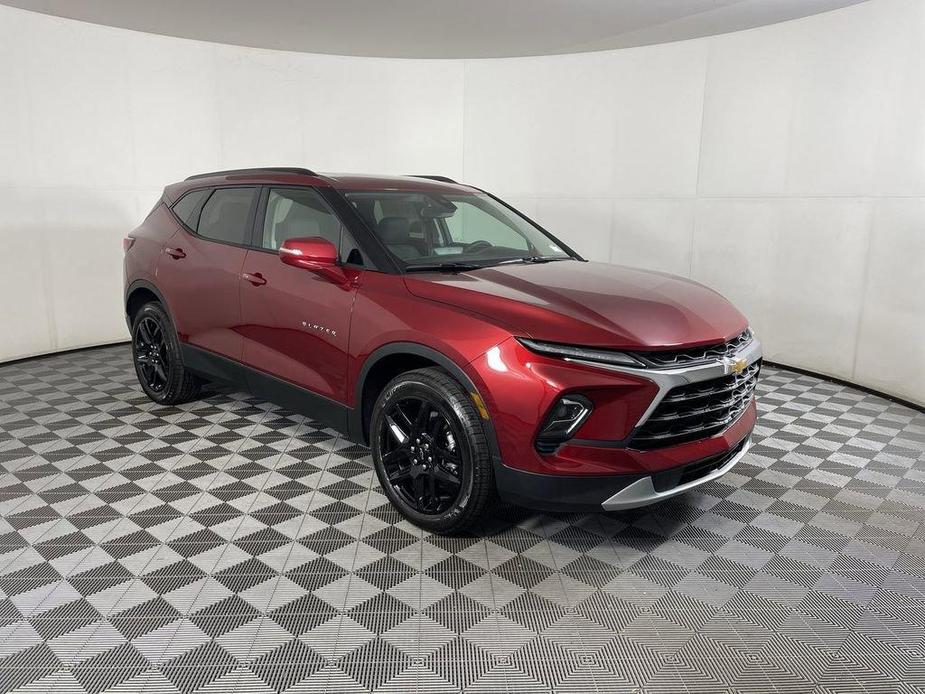 new 2025 Chevrolet Blazer car, priced at $39,365