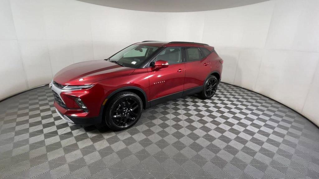 new 2025 Chevrolet Blazer car, priced at $39,365