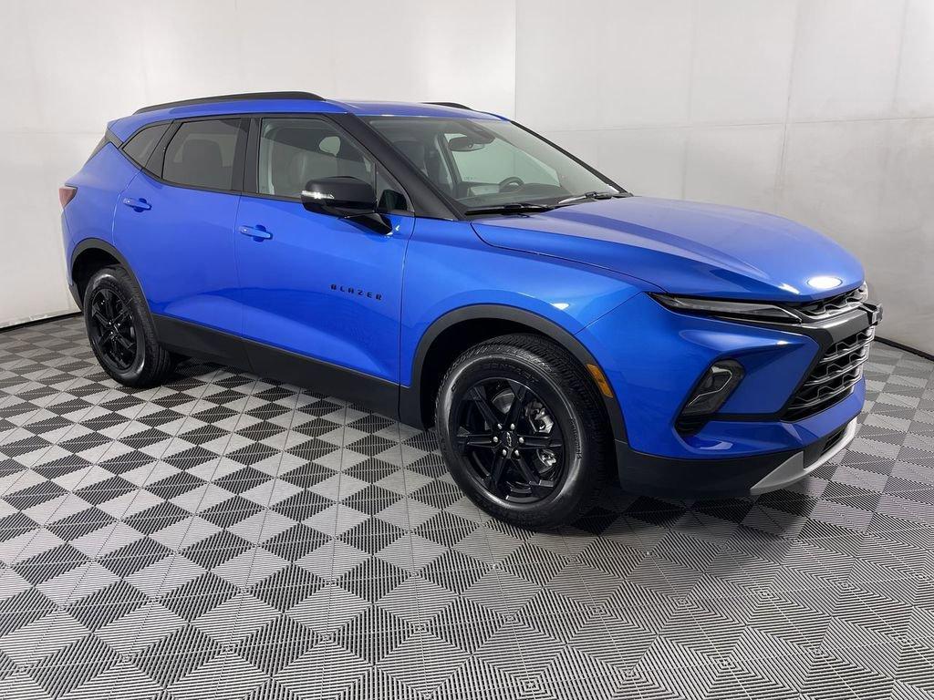 new 2025 Chevrolet Blazer car, priced at $37,810