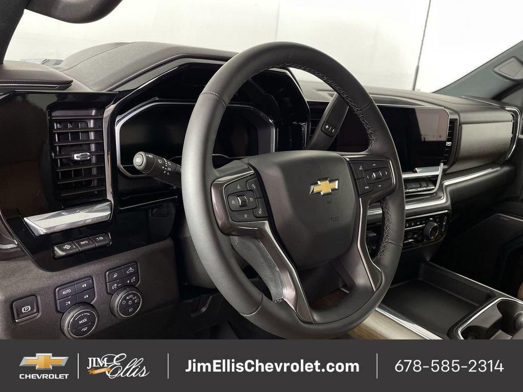 used 2025 Chevrolet Silverado 2500 car, priced at $77,400