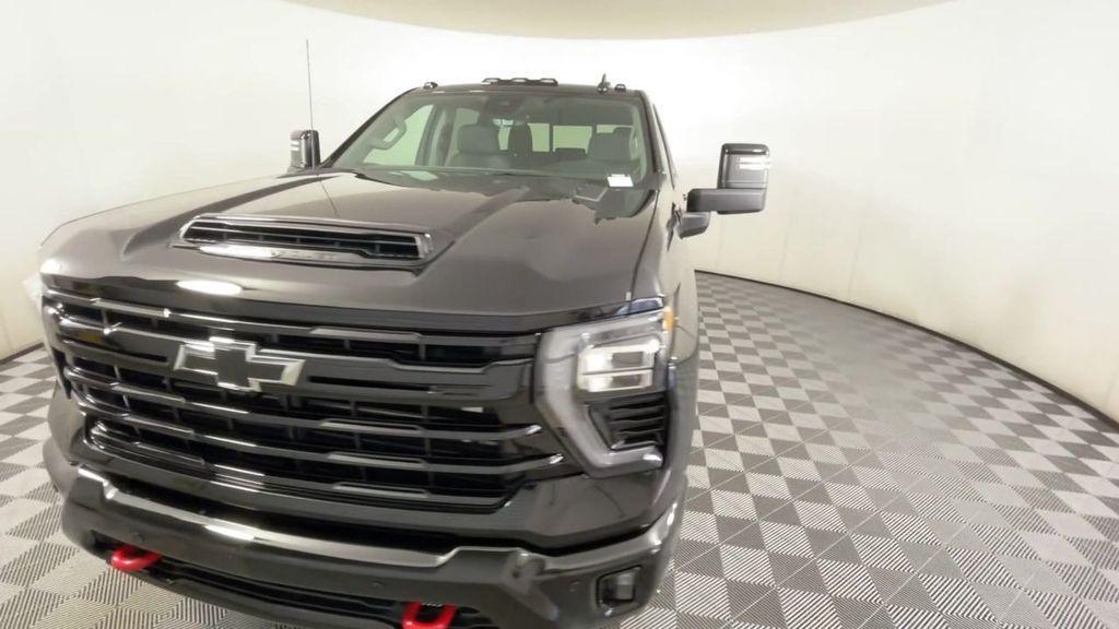 new 2025 Chevrolet Silverado 2500 car, priced at $79,130