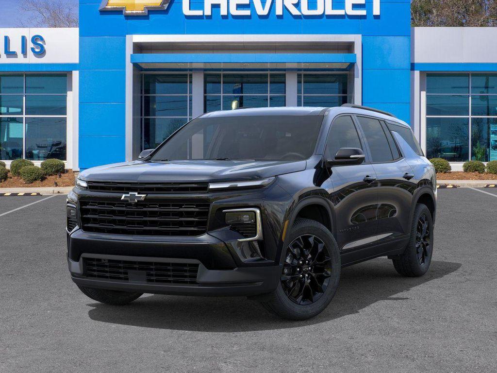 new 2026 Chevrolet Traverse car, priced at $49,630