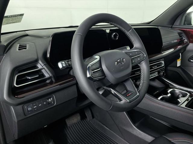 new 2025 Chevrolet Traverse car, priced at $50,463