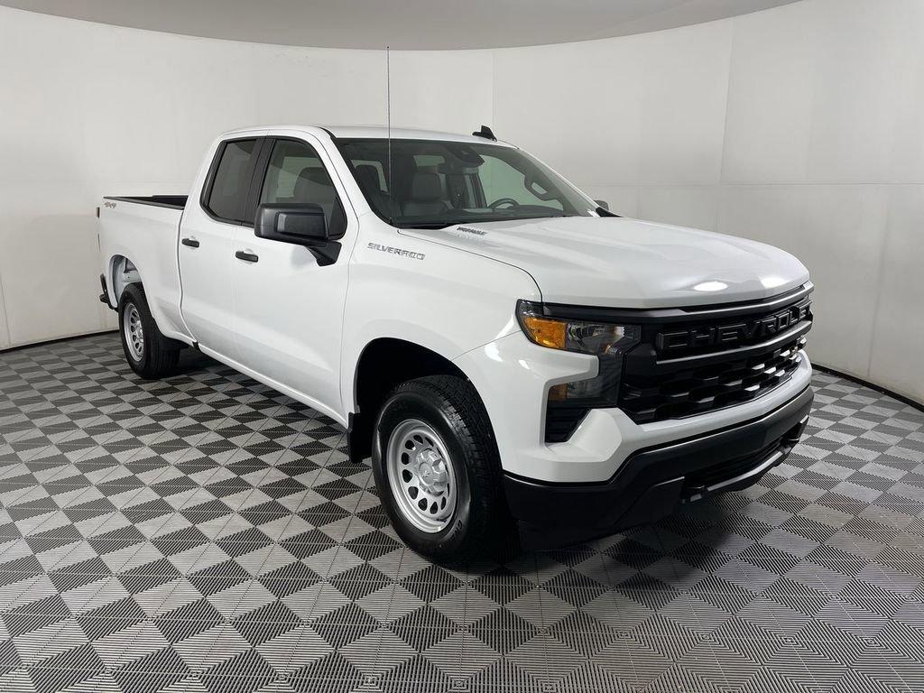 new 2024 Chevrolet Silverado 1500 car, priced at $43,950