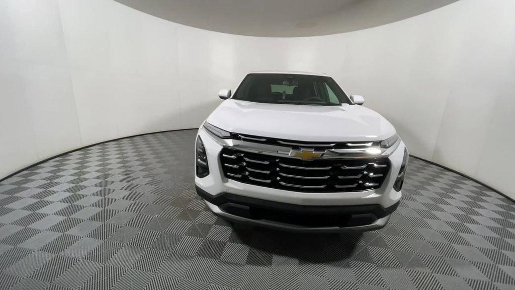 new 2025 Chevrolet Equinox car, priced at $26,995