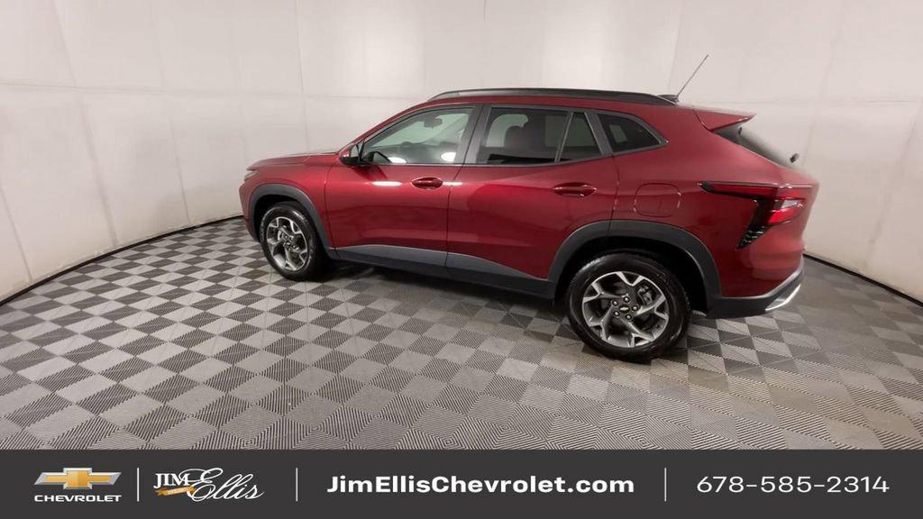 used 2024 Chevrolet Trax car, priced at $21,000
