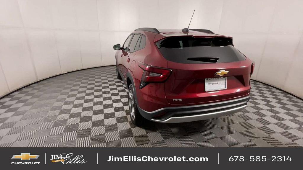 used 2024 Chevrolet Trax car, priced at $21,000