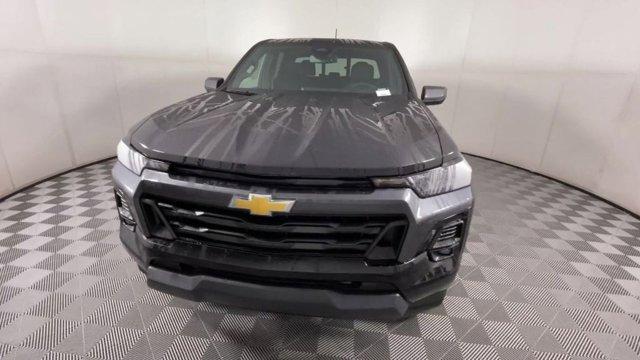 new 2024 Chevrolet Colorado car, priced at $40,300