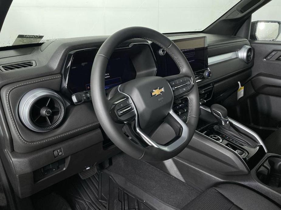 new 2024 Chevrolet Colorado car, priced at $40,300