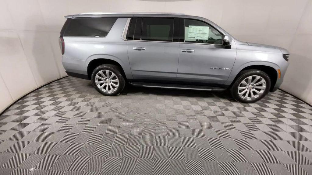 new 2025 Chevrolet Suburban car, priced at $75,180