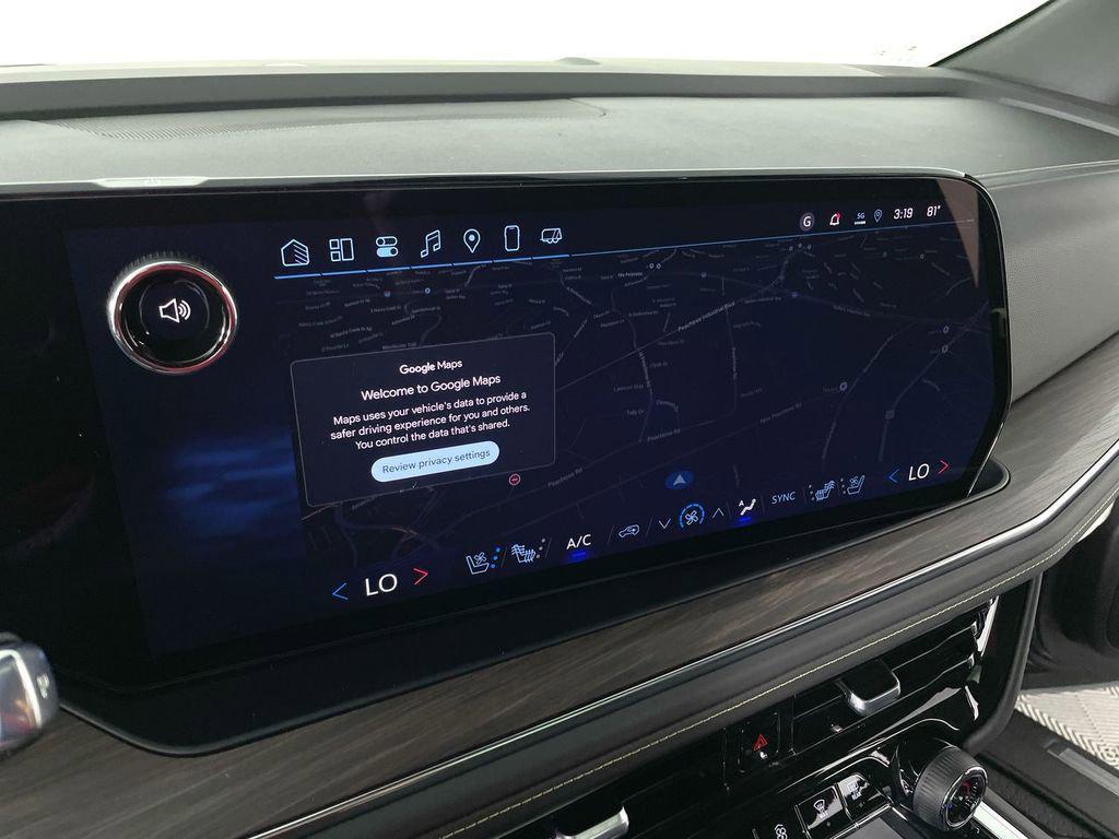 new 2025 Chevrolet Suburban car, priced at $75,180