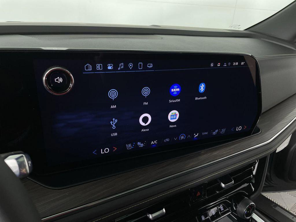 new 2025 Chevrolet Suburban car, priced at $75,180