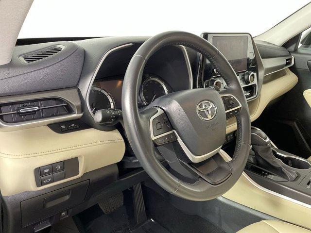 used 2023 Toyota Highlander car, priced at $35,793